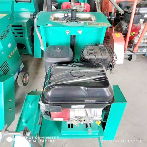 馬路切(qie)縫機、馬路切割(gē)機 